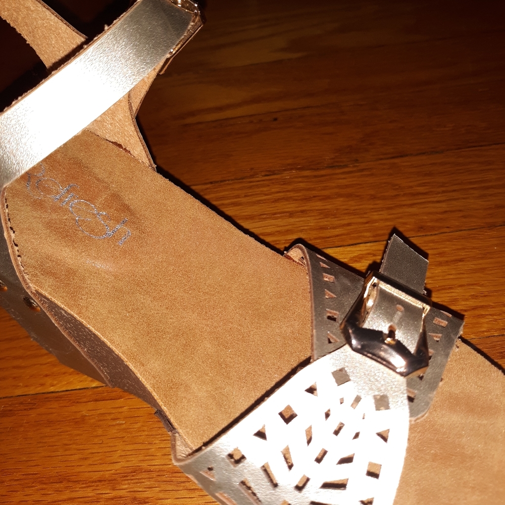 Shoes - Picture 3 of 5